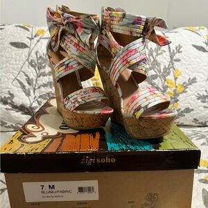 Zigi Soho platform wedge heels